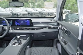 2025款奇瑞瑞虎7