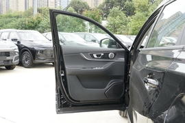 2025款奇瑞瑞虎7