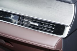 2025款奇瑞瑞虎8