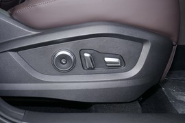 2025款奇瑞瑞虎8