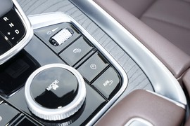 2025款奇瑞瑞虎8