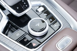 2025款奇瑞瑞虎8