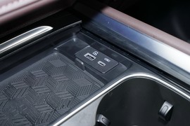 2025款奇瑞瑞虎8