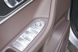 2025款奇瑞瑞虎8