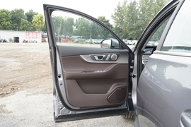 2025款奇瑞瑞虎8