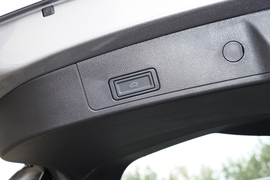 2025款奇瑞瑞虎8