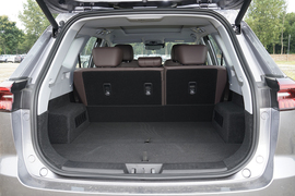 2025款奇瑞瑞虎8