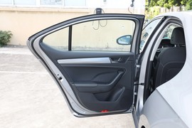 2025款斯柯达速派