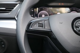 2025款斯柯达速派