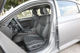 2025款斯柯达速派