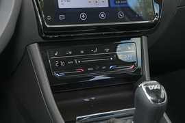 2025款斯柯达速派