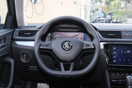 2025款斯柯达速派