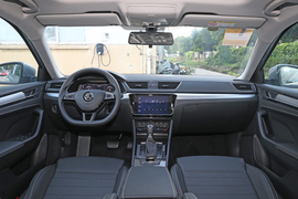 2025款斯柯达速派