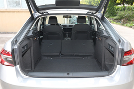 2025款斯柯达速派