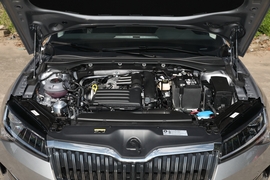 2025款斯柯达速派