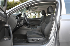 2025款斯柯达速派