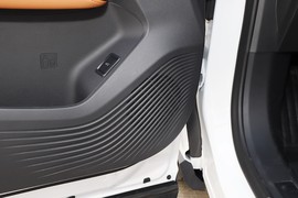 2025款福特领睿