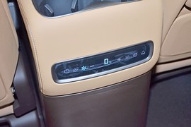 2024款腾势D9