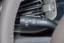 2024款腾势D9