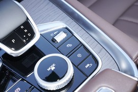 2025款奇瑞瑞虎8