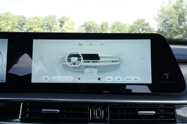 2025款奇瑞瑞虎8