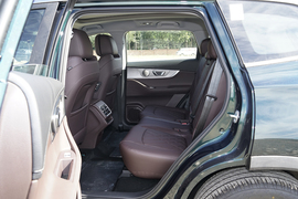 2025款奇瑞瑞虎8