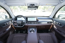 2025款奇瑞瑞虎8