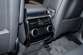 2025款路虎揽胜运动版