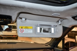 2025款路虎揽胜运动版