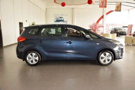 2013款起亚新佳乐2.0L