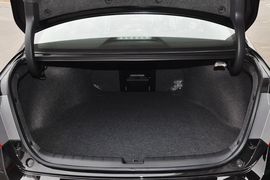 2014款本田雅阁3.0VTI尊贵版