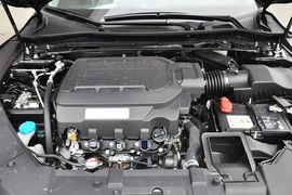 2014款本田雅阁3.0VTI尊贵版