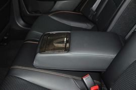 2014款本田雅阁3.0VTI尊贵版