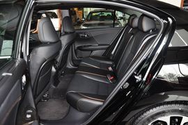 2014款本田雅阁3.0VTI尊贵版