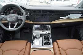 2025款奥迪Q7