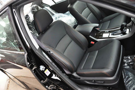 2014款本田雅阁3.0VTI尊贵版