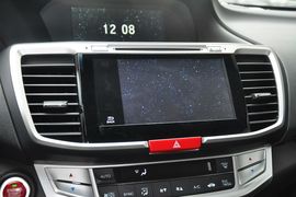 2014款本田雅阁3.0VTI尊贵版