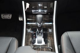 2014款本田雅阁3.0VTI尊贵版