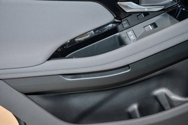 2024款路虎揽胜