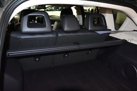 2014款Jeep指南者2.0L改款两驱精英版