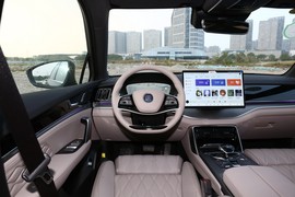 2025款比亚迪唐新能源