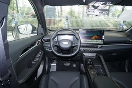 2025款吉利缤越L