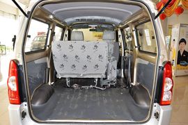 2011款五菱荣光1.2L基本型