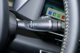 2025款吉利缤越L
