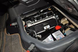 2011款五菱荣光1.2L基本型