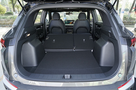 2025款吉利缤越L