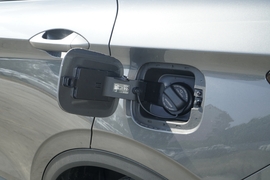 2025款吉利缤越L