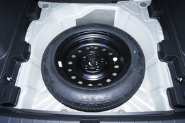 2025款吉利缤越L