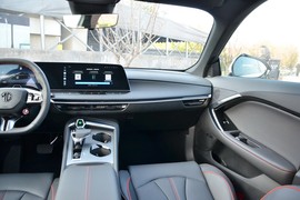 2025款MG7