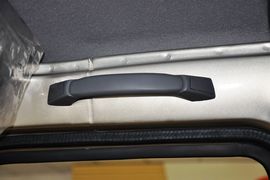 2011款五菱荣光1.2L基本型